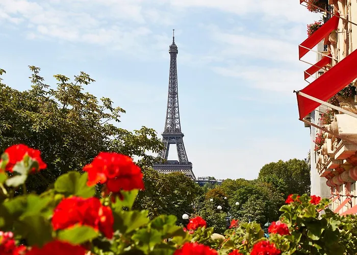 Hôtel Plaza Athénée - Dorchester Collection París